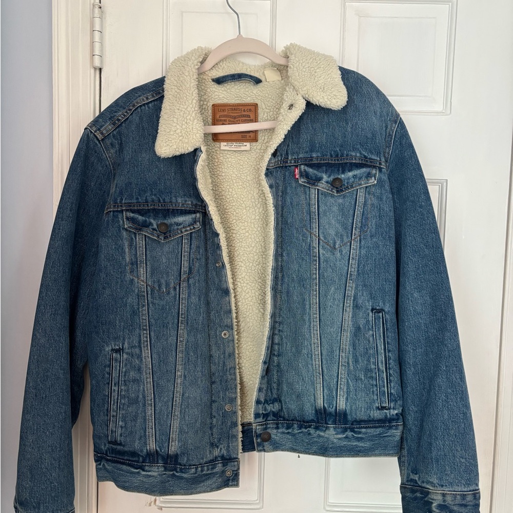 Levi's Sherpa fur lined Jean Jacket